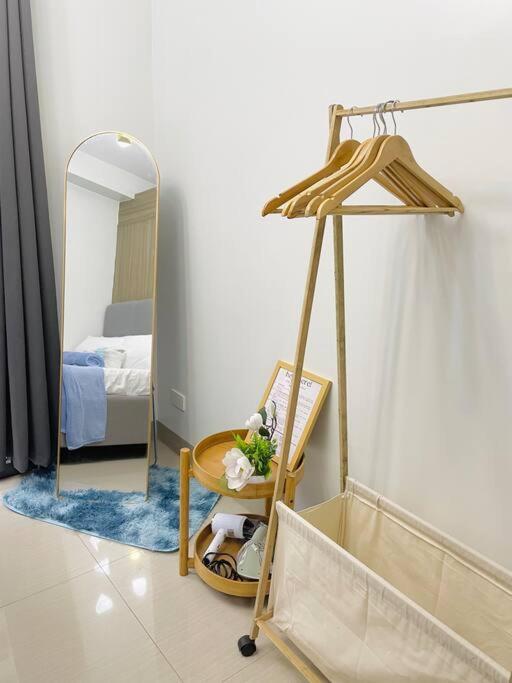 Ocean Room 677 Shore 2 Tower 3 Moa Complex, Pasay City Манила Экстерьер фото