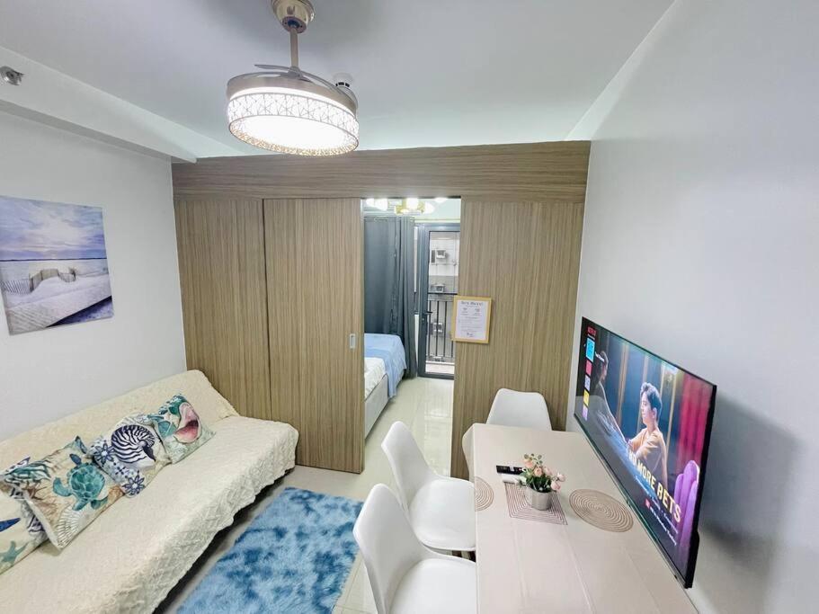 Ocean Room 677 Shore 2 Tower 3 Moa Complex, Pasay City Манила Экстерьер фото